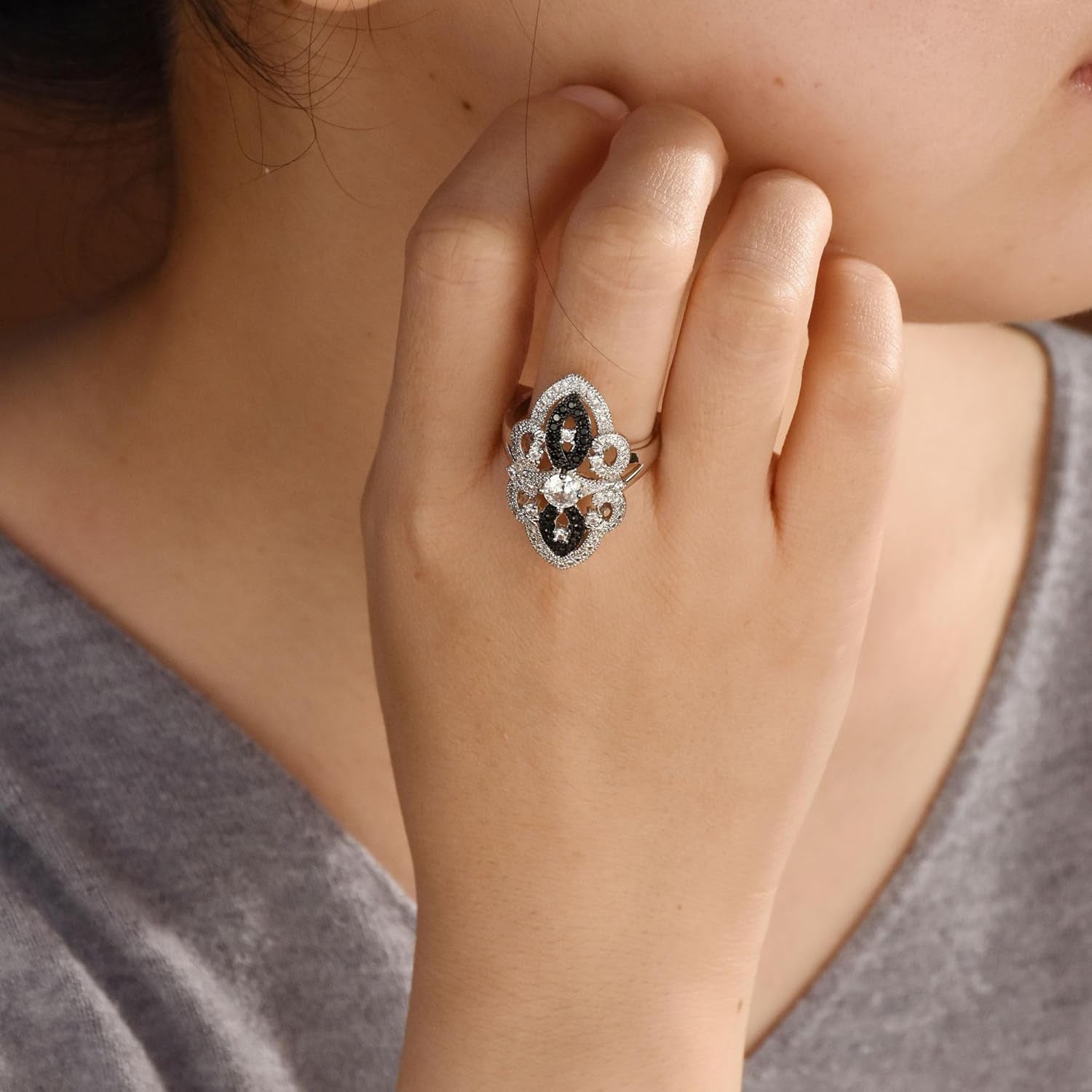 Art Deco Antique Boho Vintage Style Black White Blue Green Filigree Pave CZ Wide Heart Long Full Finger Fashion Statement Ring Cubic Zirconia for Women Rhodium Silver Plated Brass