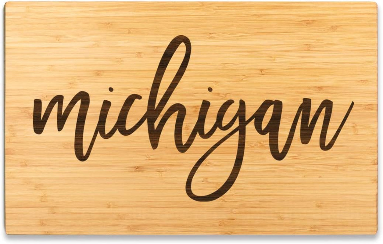 Michigan State Bamboo Wood Cutting Board, 17.75 X 11-Inch, Calligraphy, 1-Pack, Large Engraved Serving Chopping Board Christmas Birthday Moving Away College Graduation Chef Kitchen Ideas