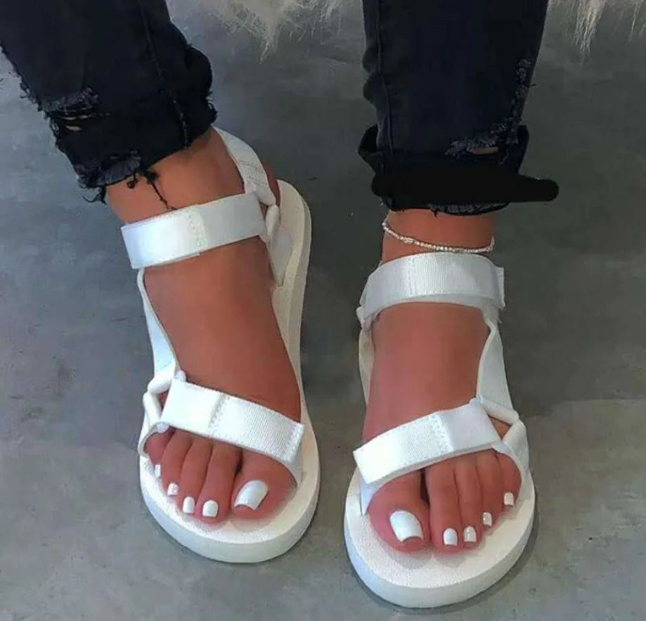 Roman Flat Sandals - Beach Footwear