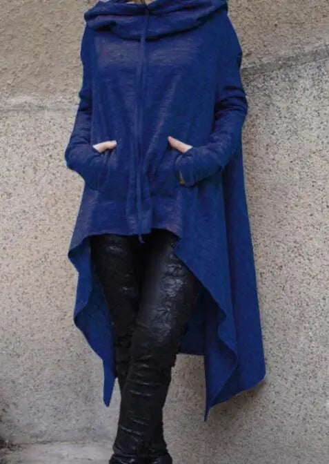 Loose Hooded Women’s Apparel for Fall and Winter 2021