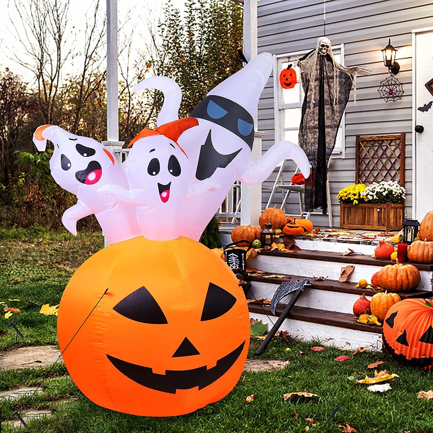 Halloween Inflatable Decorations Outdoor 5Ft Light up Halloween Outdoor Pumpkin Decorations Inflatable Ghost Halloween Blow up Yard Decorations