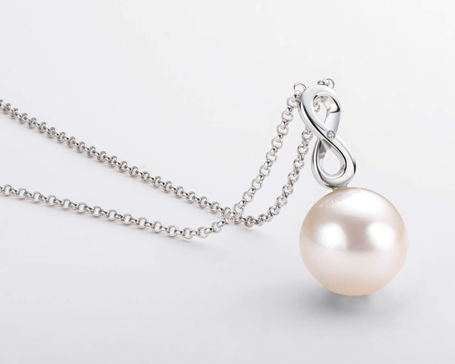 Pearl Necklace,Freshwater Cultured White Pearl Infinity Pendant Sterling Silver Necklace for Women Jewelry Gift for Mom Mama Mother Day(Size:9-10Mm)
